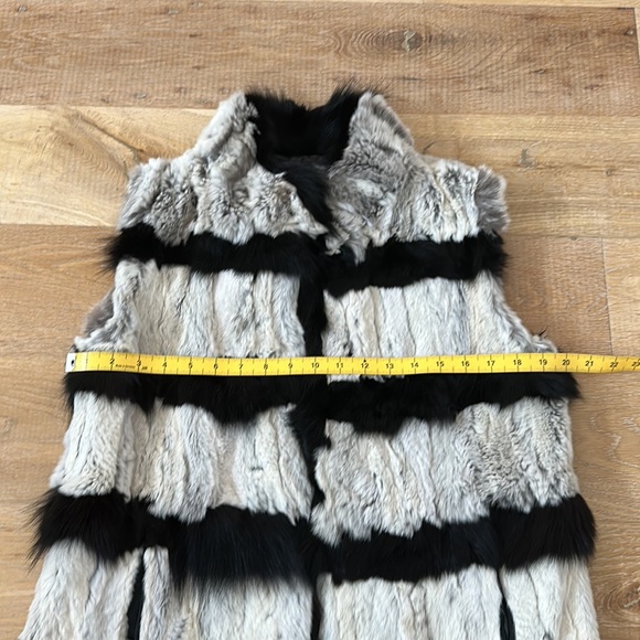 Kemo Sabe Black White Gray Rabbit Fur Vest S - Picture 8 of 8